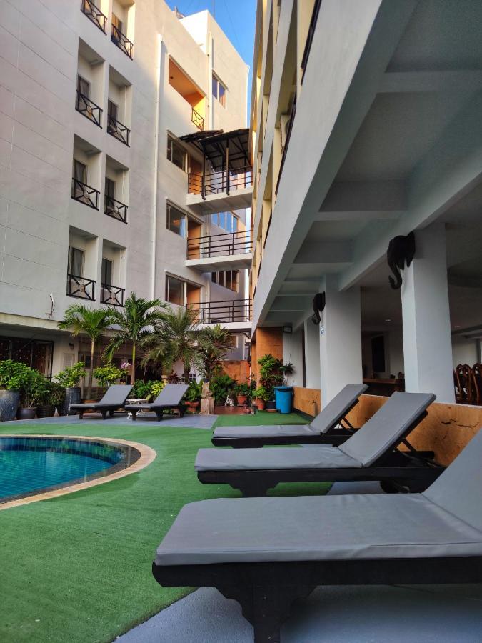 The Chanthong Residence And Hotel Pattaya Exterior photo