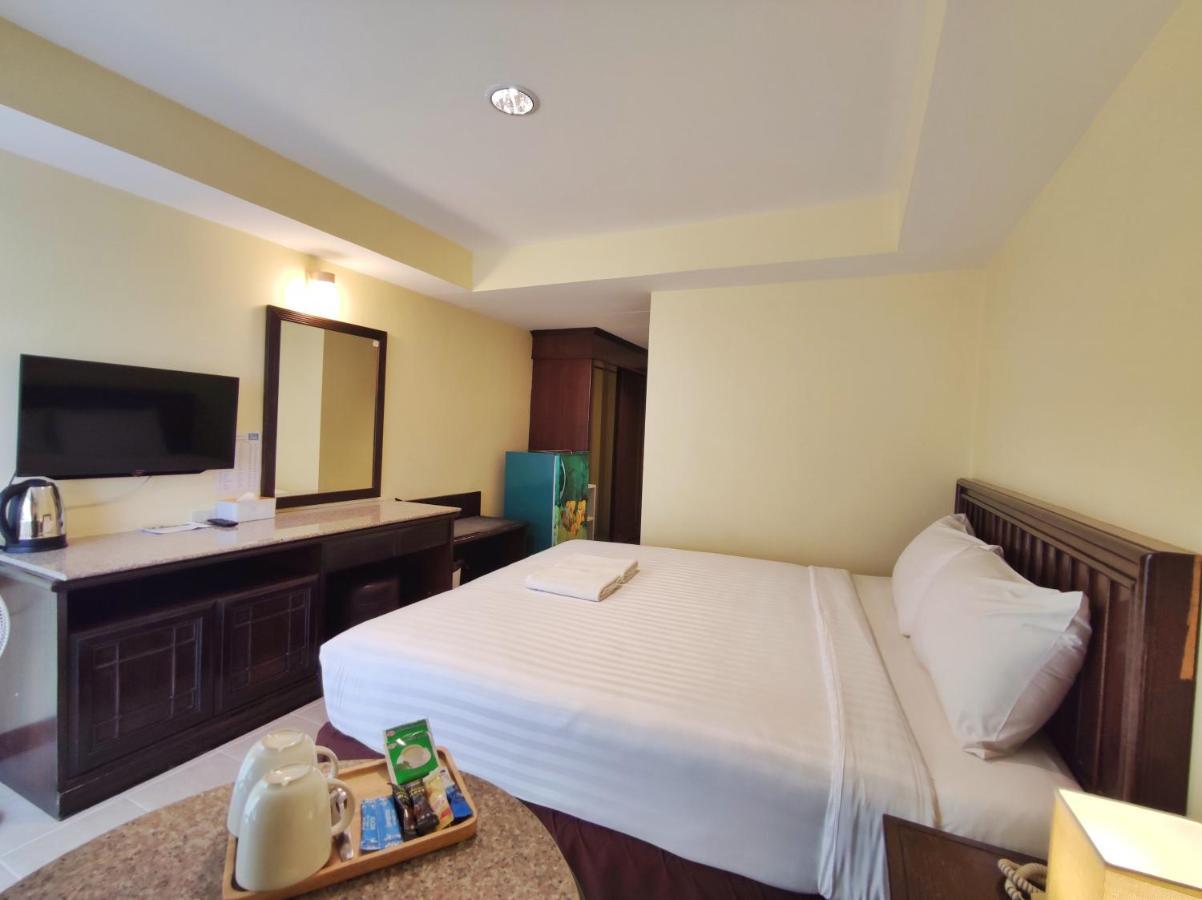 The Chanthong Residence And Hotel Pattaya Exterior photo